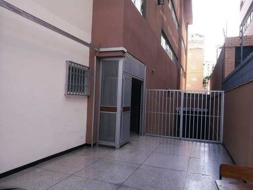 Imagen 2 de 13 de Planta Industrial En Alquiler En La Urbina