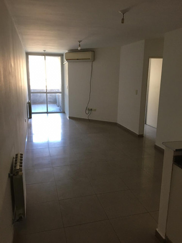 Imagen 2 de 12 de Departamento 1 Dormitorio Bº General Paz