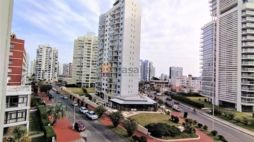 Apartamento En Venta - Zona Brava Ref. 5387