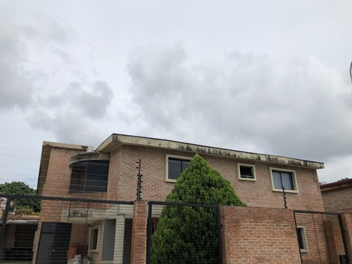 Imagen 2 de 15 de Re/max. Iris Hernandez. Vende Casa(330/485m2). Prebo Valencia. Codigo 434679