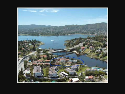 Imagen 13 de 14 de Duplex Frente Al Lago En Complejo Cerrado Hasta 5 Personas