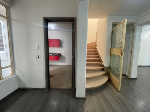 Casa En Renta Con Uso De Suelo En Cuahutemoc