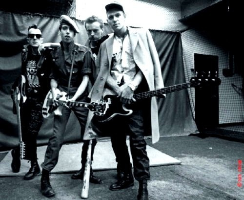The Clash - West Way To The World (2001)