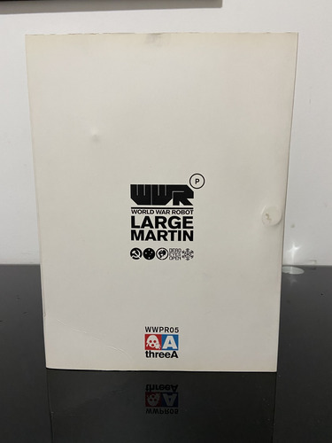 Figura Large Martin Big Red - World War Robot - Threea (Usado)