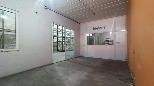 Imagen 13 de 15 de Galpón 320 M2 - Retasado - Barracas