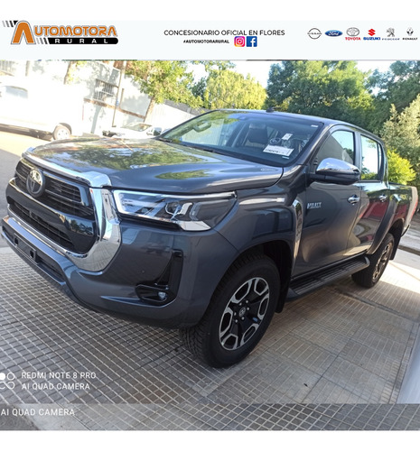 Toyota Hilux 2.8 Srv 4x4 Plus Tss