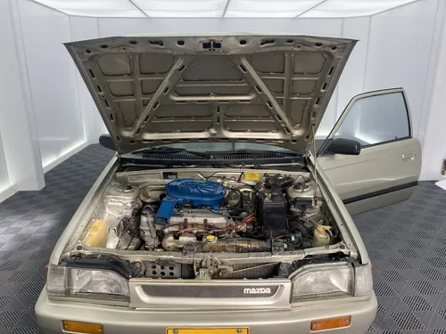 Mazda 323 1.3 He