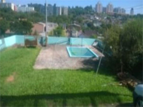 Ótima Casa, Tipo Sobrado, 4 Dormitórios, Suíte, Churrasqueira E Amplo Pátio. - 28-im411306