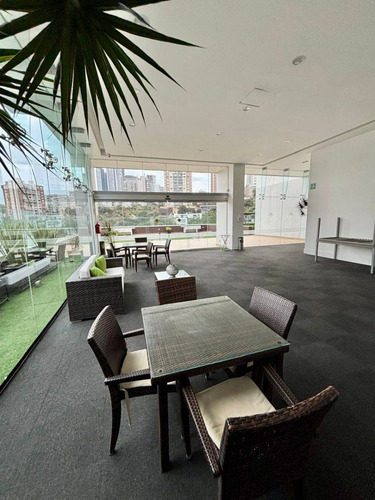 Vive Con Estilo En Argenta Towers, Bosque Real !