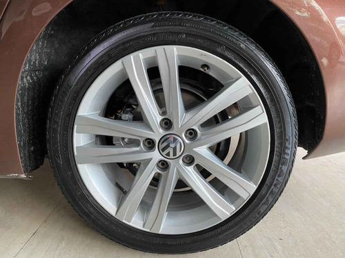 Imagen 11 de 15 de Volkswagen Jetta 2016 4p Sportline L5/2.5 Aut
