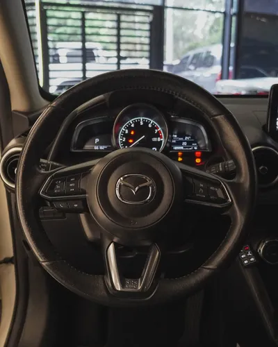 Mazda 2 GRAND TOURING BLINDADO 2+