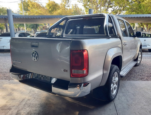 Imagen 8 de 13 de Volkswagen Amarok 2.0l Tdi 4x2 2h2 2012