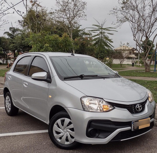 Imagem 2 de 10 de Etios 1.5xs Flex Aut - 2018