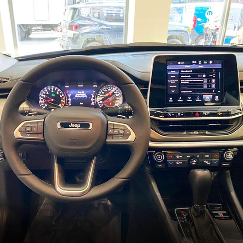 Imagen 16 de 19 de Jeep Compass Longitude 1.3 T270