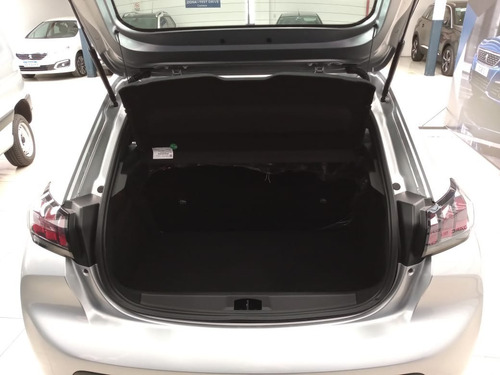 Imagen 9 de 15 de Peugeot 208 2023 1.6l Allure