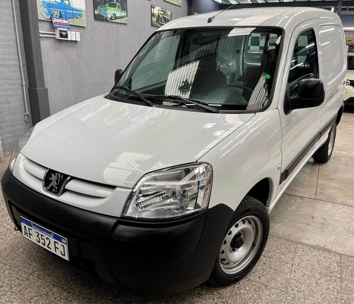 Imagen 17 de 24 de Peugeot Partner Furgón Confort 1.6