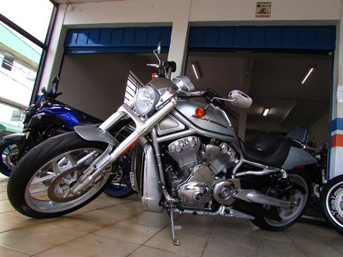 Imagem 2 de 10 de Hd Vrod 1250cc - Edição 10 Anos - Loja Millenium Veiculos