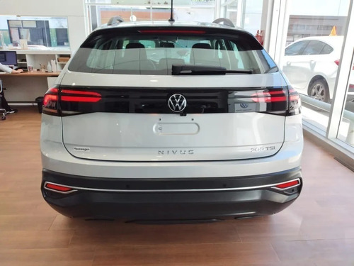 Volkswagen Nivus 200tsi 1.0 T Comfortline Automatica 2021 09