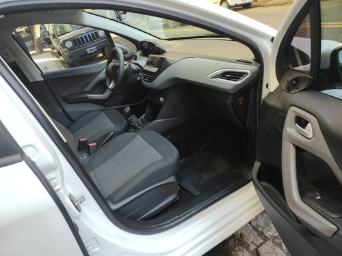 Peugeot 208 1.5 Active