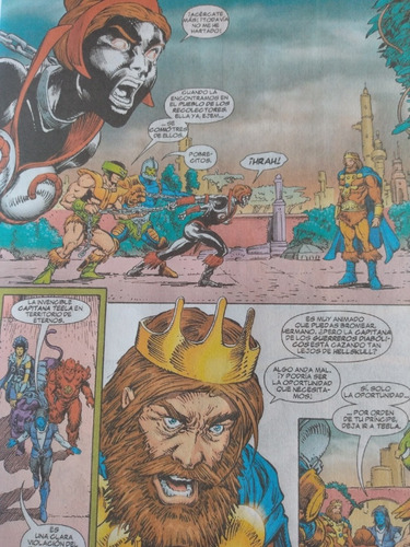 Imagen 2 de 5 de Libro Cómic Heman Y Los Amos Del Multiverso Español Pasta