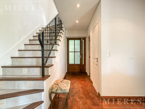 Casa En Venta En Barbarita - Lote Interno - Bancalari