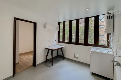Apartamento En Arriendo/venta En Los Rosales. Cod A7442