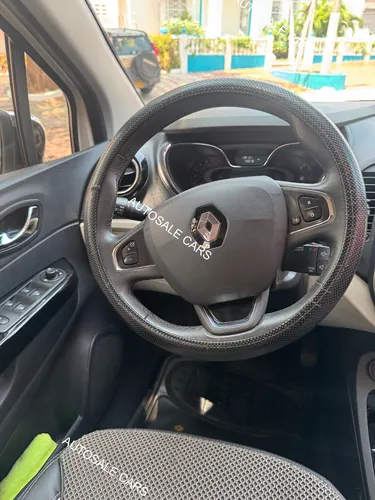 Renault Captur 2.0 Intens Automática