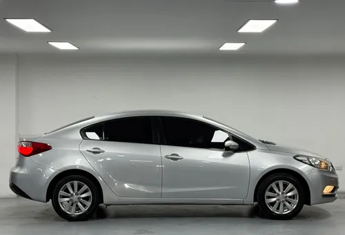 Kia CERATO PRO 1.6l