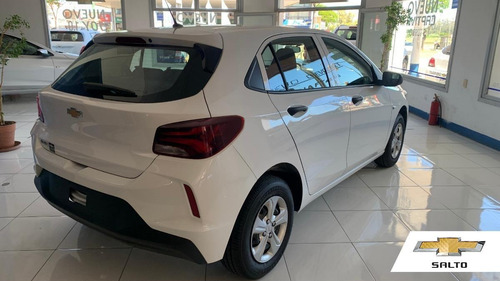 Imagen 2 de 13 de Chevrolet Onix Ls 1.0 Cc 80 Hp 1.0 2024 0km