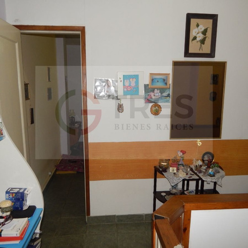 Imagen 10 de 18 de Venta Casa 1 Dormitorio Con Gran Ambiente En El Centro