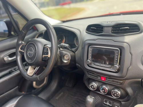 Jeep Renegade 1.8 Flex Aut. 5p