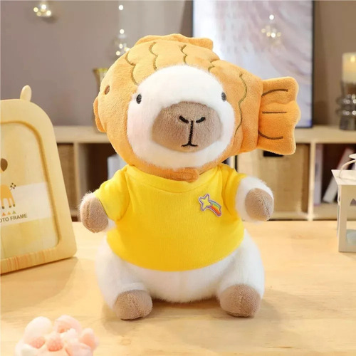 R Capivara De Pelúcia Com 9 Peças De Roupa E Acessórios