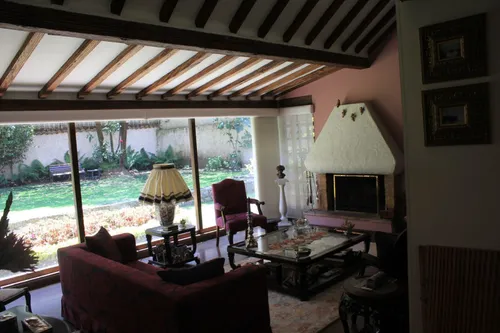 Casa En Venta En La Calleja. Cod V11764