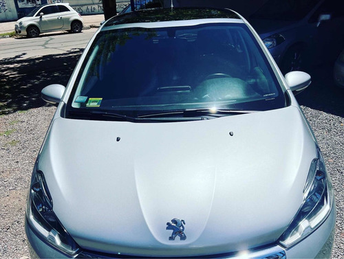 Imagen 7 de 9 de Peugeot 208 2018 1.6 Allure