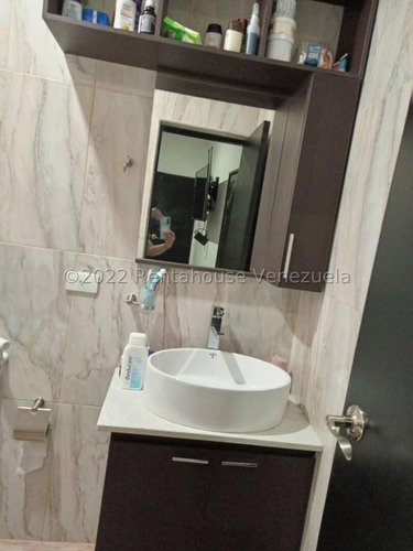 Imagen 9 de 15 de Rentahouse: Vende Casa En Puerta Maraven Con Piscina, En Punto Fijo, Estado Falcon.#23-7623