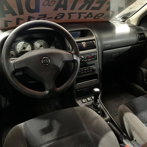 Chevrolet Astra 2.0 Mpfi Elegance Sedan 8v Flex 4p Manual