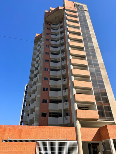 Apartamento En Obra Blanca En Venta Resd. Roraima La Trigaleña. 1735 Inmobiliaria Maggi