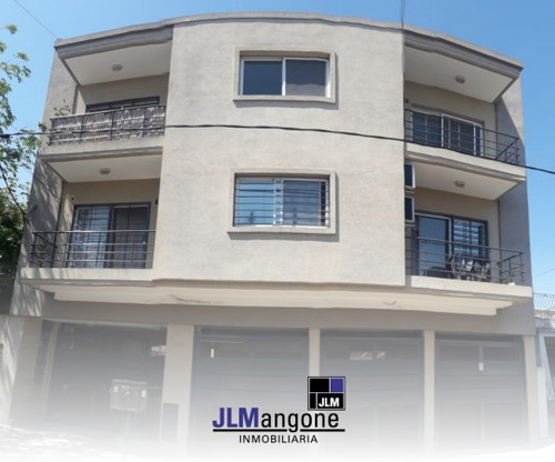 Imagen 2 de 9 de Departamento 2 Ambientes Con Cochera