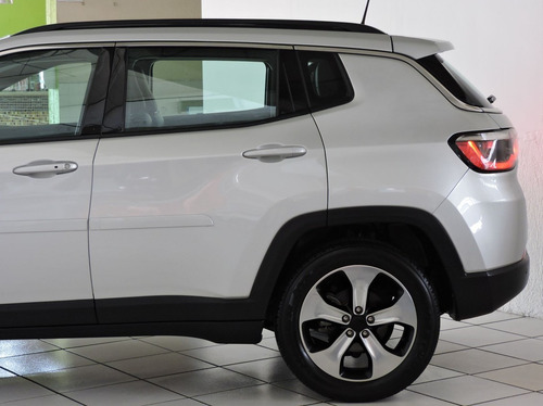 Imagem 18 de 19 de Jeep Compass 2.0 16v Longitude 2017