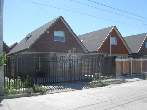 Casa En Arriendo En Curicó