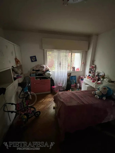 Apto En Venta Con Renta 4 Dormitorios, 2 Baños-centro