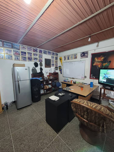 Se Ofrece En Venta Galpón. Sector Las Vegas De Cagua