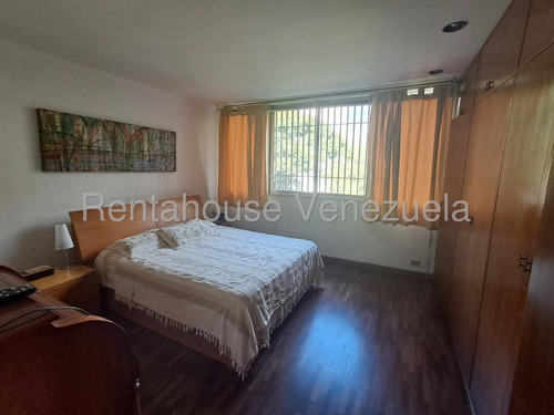 ¡amplio Apartamento En Venta, Una Excelente Distribución Completamente Aprovechable, Grandiosa Oportunidad De Inversión! - San Bernardino - Luis Gomez - Mls #25-16552