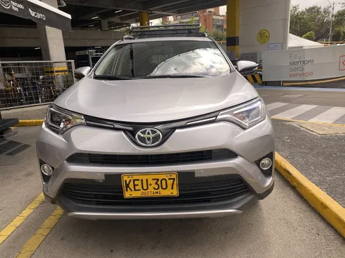 Toyota RAV4 2.5 Xroad