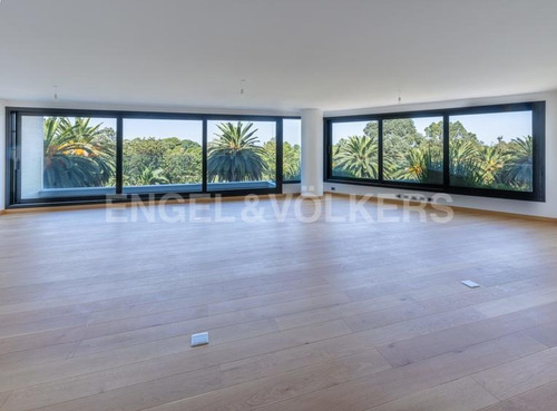 Imagen 2 de 14 de Elegante Apartamento Frente Al Golf A Estrenar