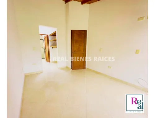 Casa Unifamiliar En Venta Sector Campestre Y Tranquilo