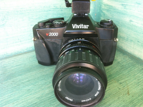 Câmera Vivitar V 2000 Analógica Com Dois Flashes Inclusos