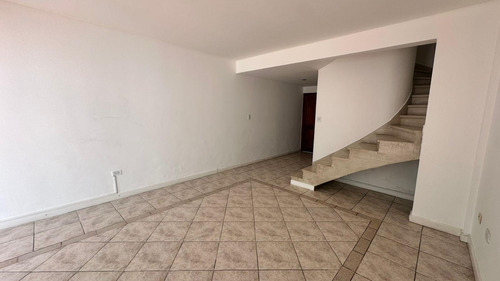Blanco Encalada 3900, Casa Tipo Duplex, 4 Ambientes C/patio-terraza-parrilla-cochera - Belgrano R