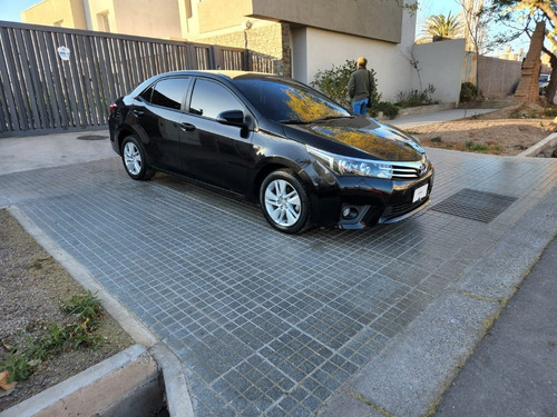 Imagen 2 de 19 de Toyota Corolla 1.8 Xei