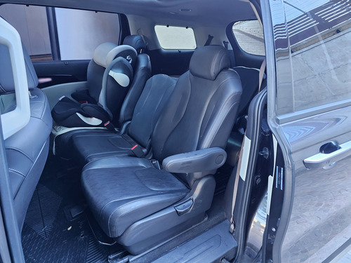 Kia Carnival SX 2.2 CRDI AT